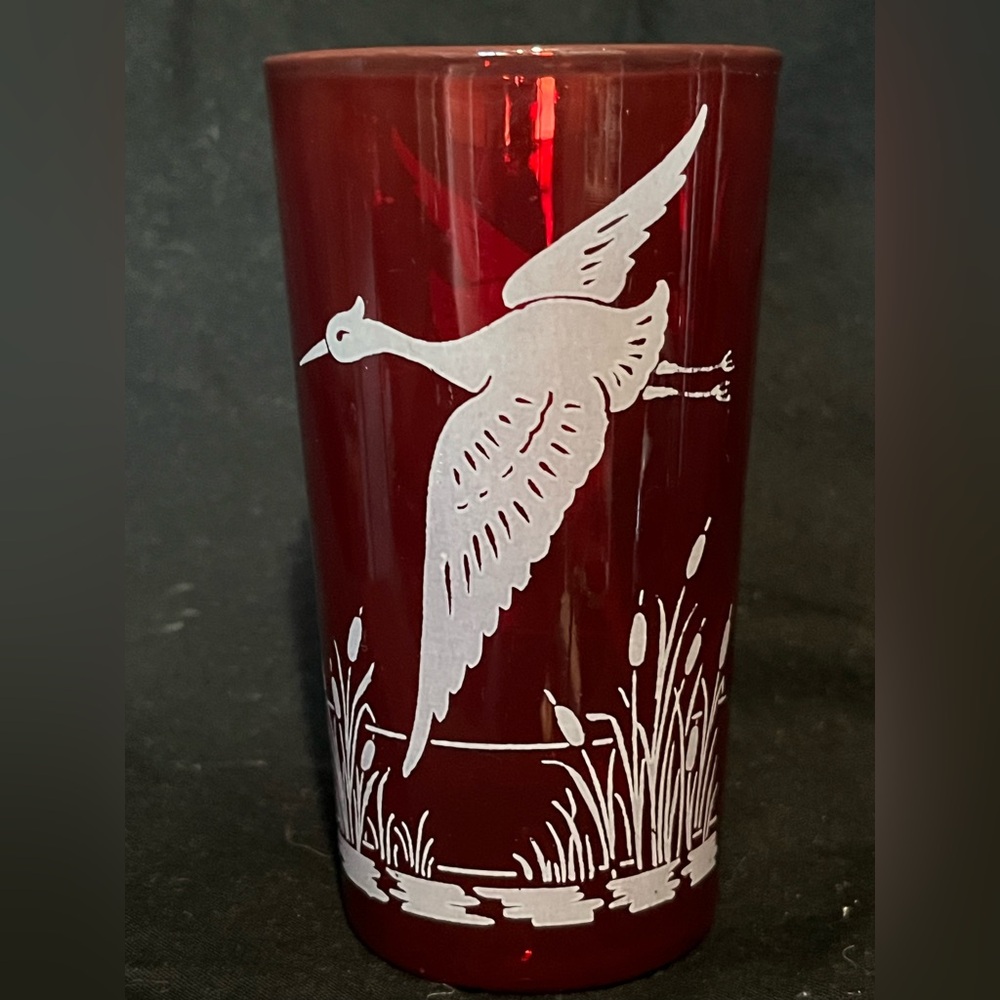 Red Glass Vase with White Crane Design